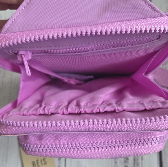 BEIS The Sport Sling Crossbody Bag in Berry Water Bottle Holder NEW NWT - Picture 9 of 13